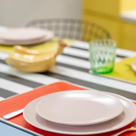 Acropolis Pop Art Apartment